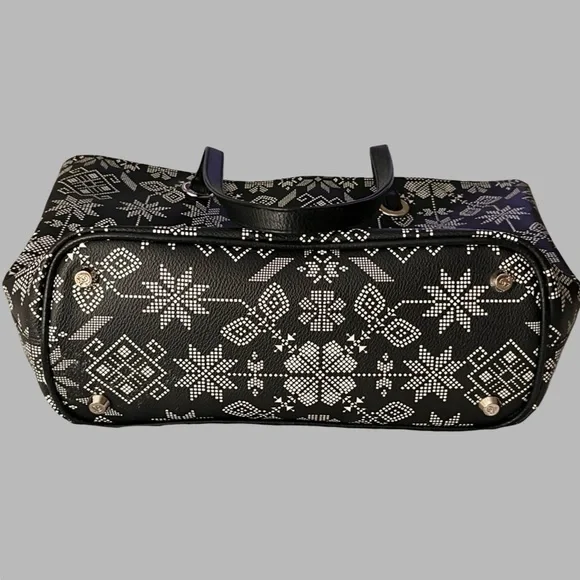 VINTAGE RARE Pineda Covalin Tote
Floral White Snowflakes Print - Picture 3 of 16
